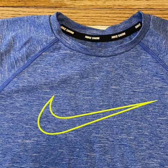 Boys Nike Blue Dri-FIT T-Shirt swim spf +40 - Picture 2 of 5